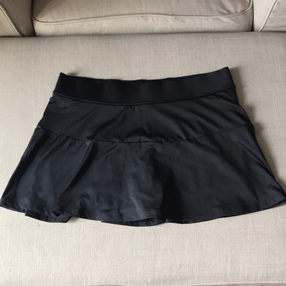 Victoria Secret Sport Skort - Picture 2 of 5